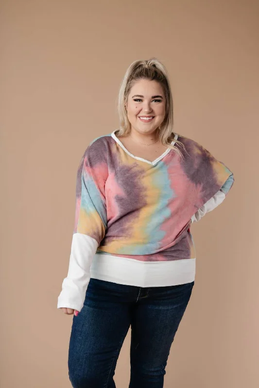 Whitney Wide V Tie Dye Pullover In MultiFitted Knit Tops