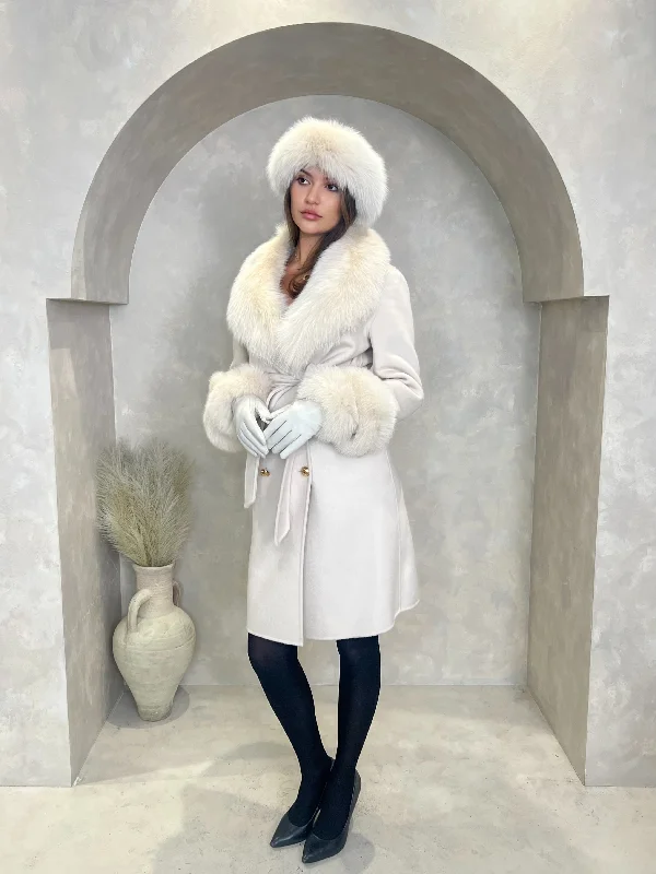 Insulated JacketsLight Beige Luxury Fur Cashmere Coat