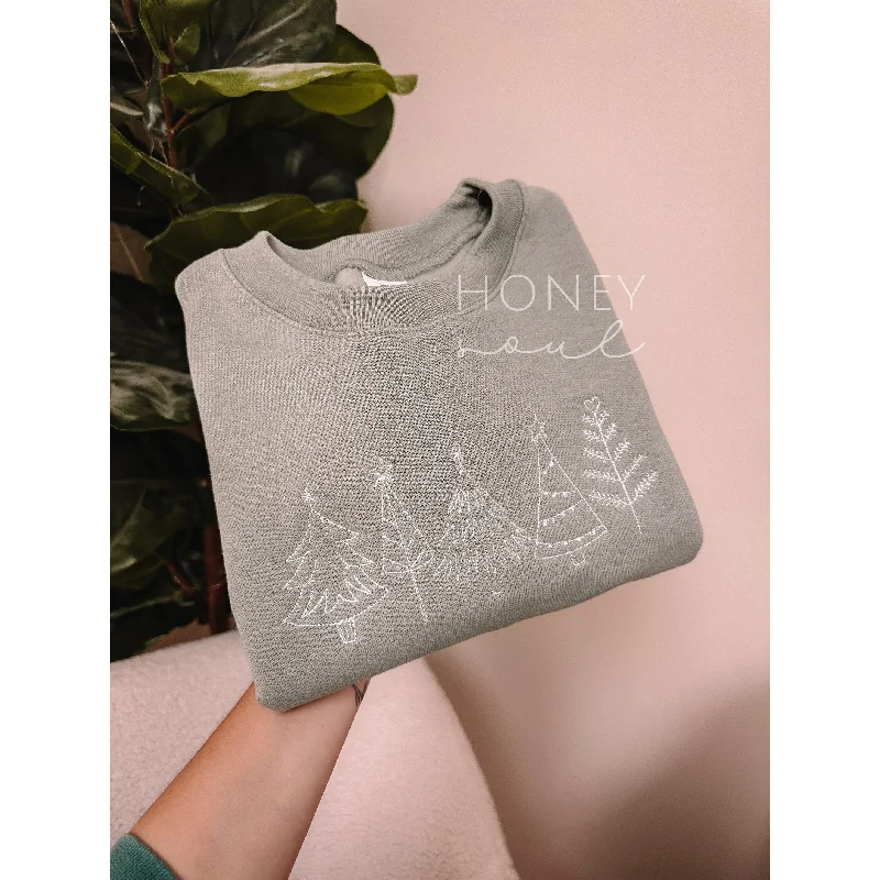 College SweatshirtsWOMEN'S EMBROIDERED CHRISTMAS TREE SWEATSHIRT