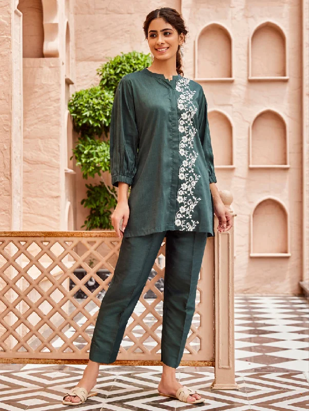 Embroidered Linen Silk Co-Ord Set 3910