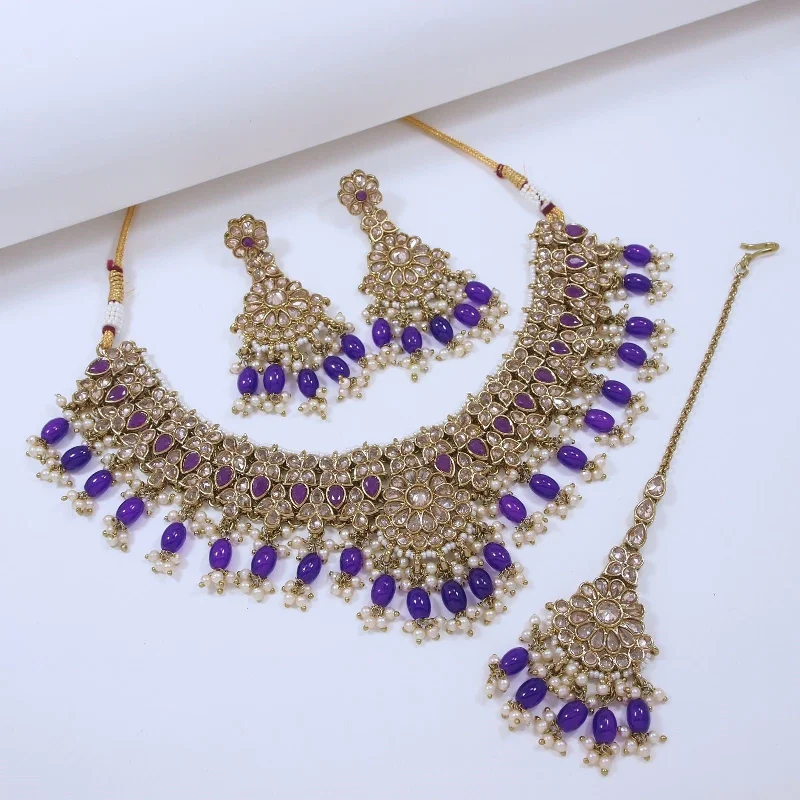 Luminous Charm Glass Necklace Set with Matching Earrings and Tika-SNTDC-4