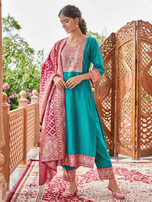 Hand-Embroidered Silk Suit Set 3915