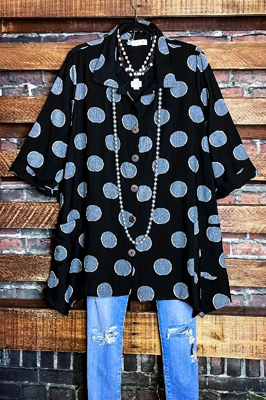 A DARLING LOOK POLKA DOT SHIRT TUNIC IN BLACKTunicTopHydra