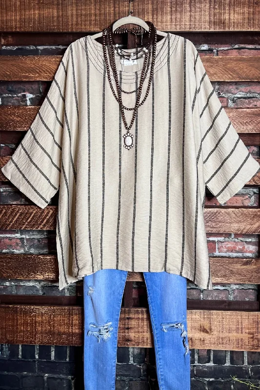 PRETTY TOUCH OVERSIZED TUNIC IN BEIGETunicTopElite